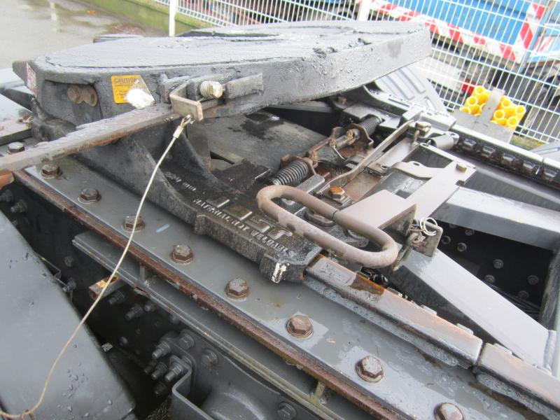 Sattelzugmaschine Renault Premium Lander 460 DXI