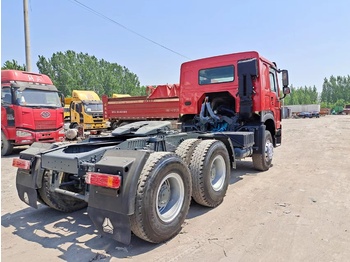 SINOTRUK Howo tractor unit 420 - Sattelzugmaschine