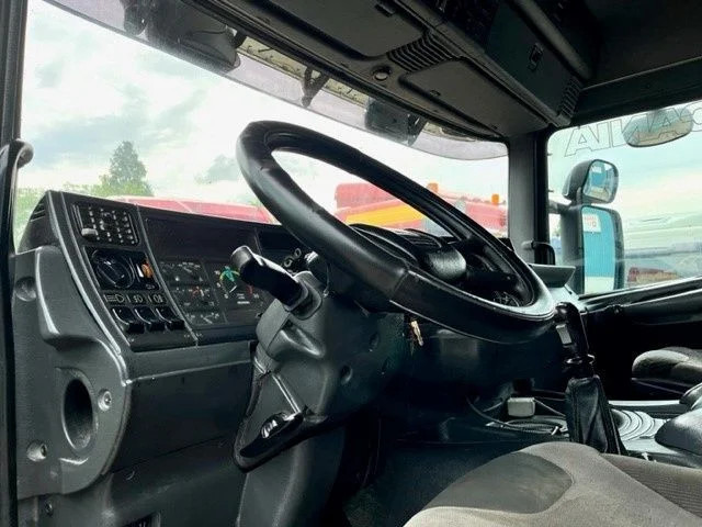 Sattelzugmaschine Scania R114-340 LA 4x2 (2 FUEL LINES!!) (EURO 2 / 12 GEARS MANUAL GEARBOX / HYDRAULIC KIT): das Bild 8