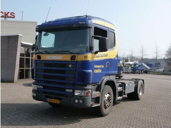 Sattelzugmaschine Scania R124.420: das Bild 1