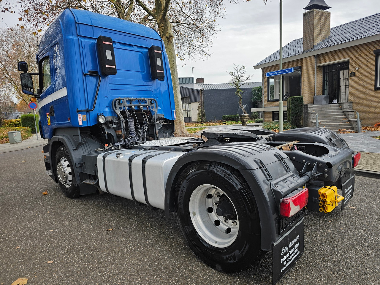 Sattelzugmaschine Scania R420 Highline