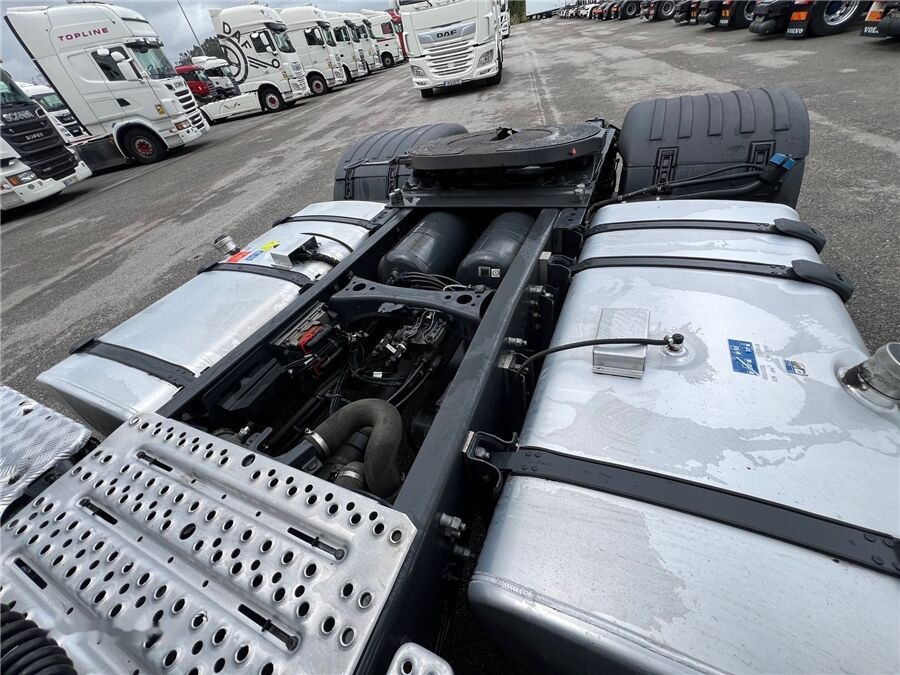 Sattelzugmaschine Scania R450: das Bild 6