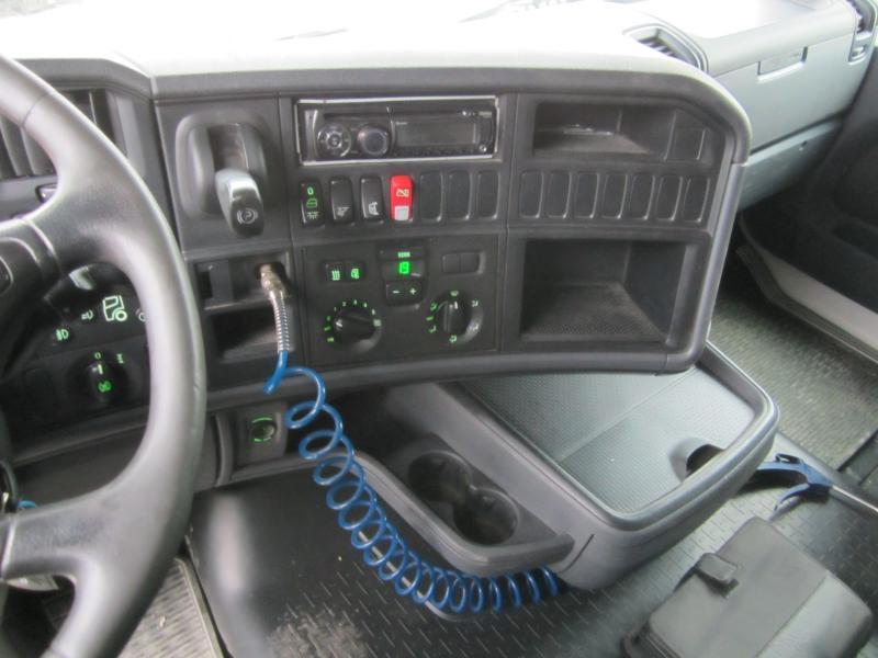 Sattelzugmaschine Scania R 440: das Bild 10