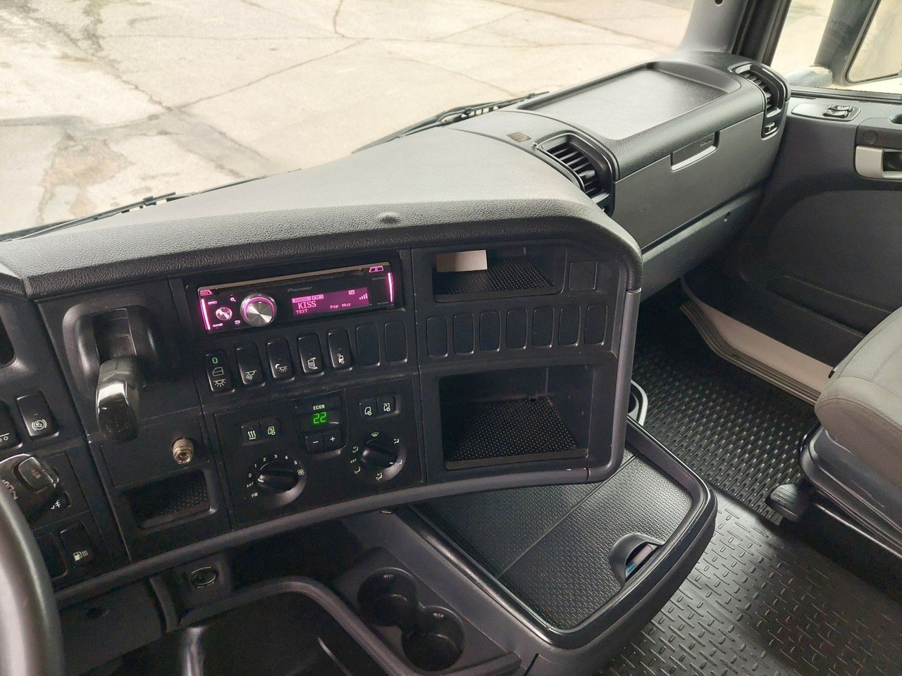 Sattelzugmaschine Scania R 440 LA6X2/4MNA