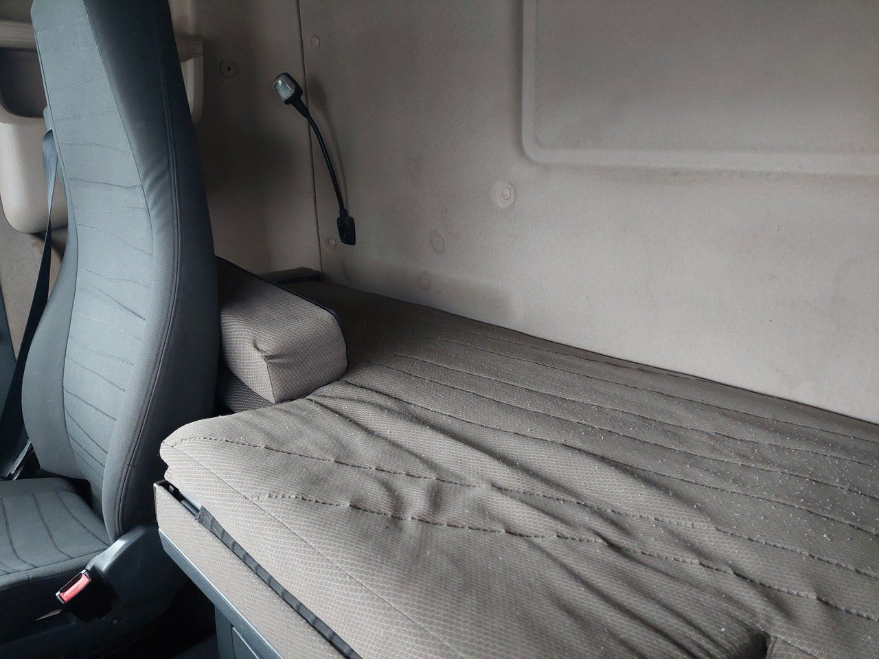 Sattelzugmaschine Scania R 440 LA6X2/4MNA