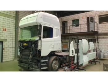 Sattelzugmaschine Scania R 580 720'km oldtacho ready to paint ALL options: das Bild 1