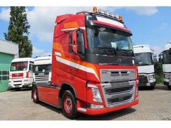 Sattelzugmaschine Volvo FH 460 !! 460097km! D13 engine, Dual Clutch, VEB + ACC 2X Tanks Belgian truck: das Bild 1
