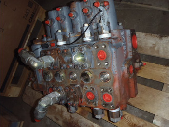 HITACHI Hydraulik ventil