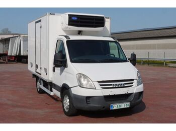 Kühltransporter Iveco 35S10 DAILY KUHLKOFFER CARRIER XARIOS 500: das Bild 1