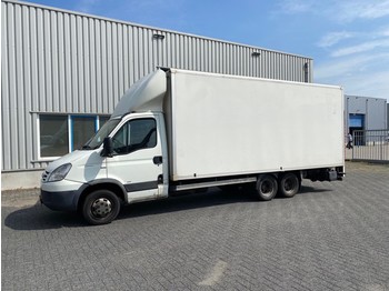 Koffer Transporter Iveco 40C18T, Clixtar, Veldhuizen, bakwagen, 7500 kg.: das Bild 1