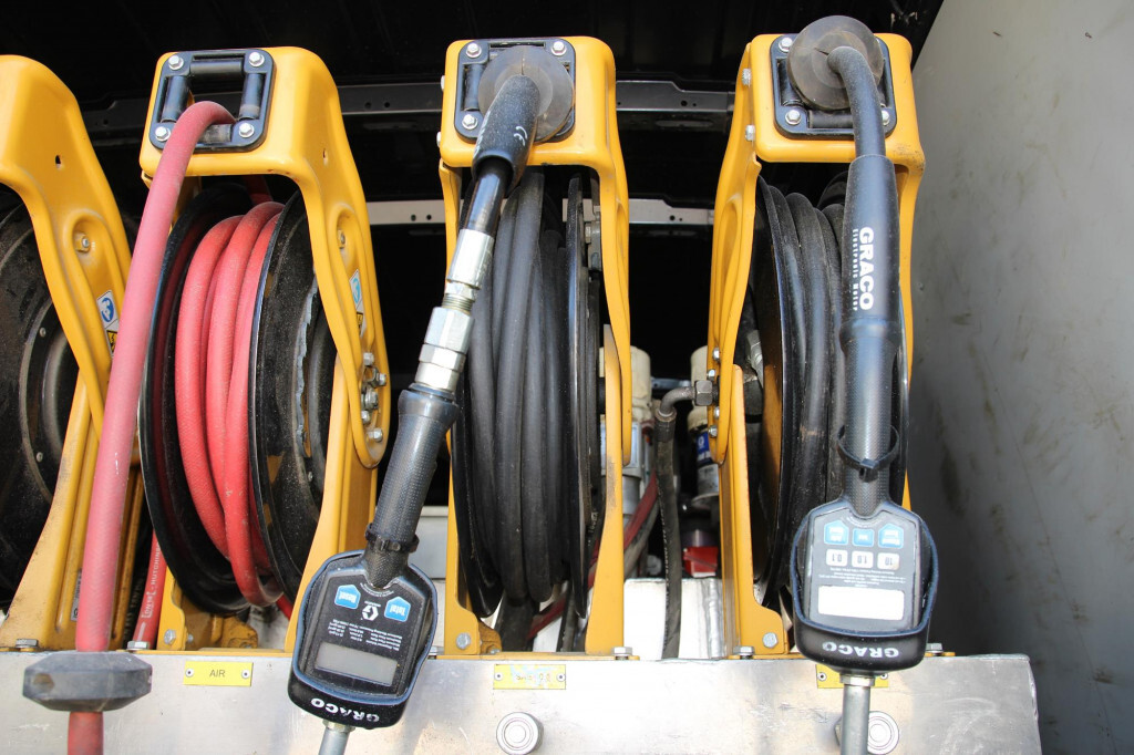 Kastenwagen Iveco Daily  50.150  Öl Versorgungswagen   Ölservice: das Bild 5