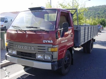 Toyota Dyna BU84 - Kipper Transporter