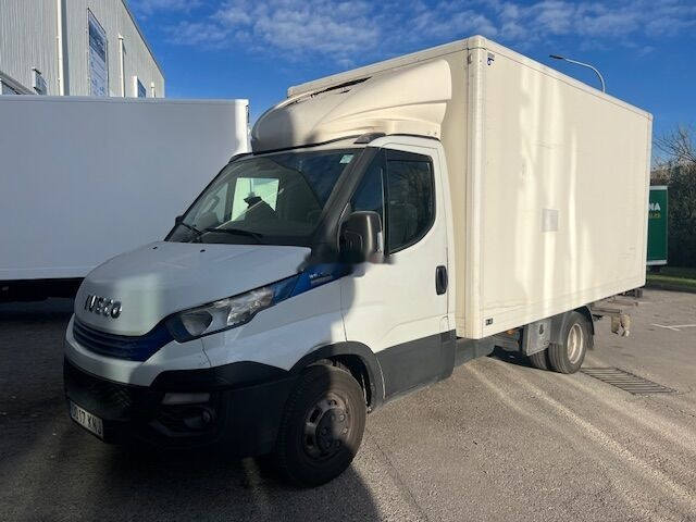 Koffer Transporter IVECO DAILY 35C16 HYMATIC
