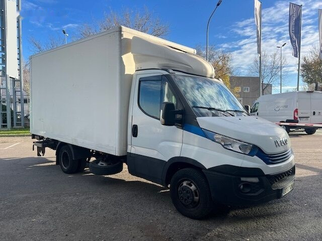 Koffer Transporter IVECO DAILY 35C16 HYMATIC