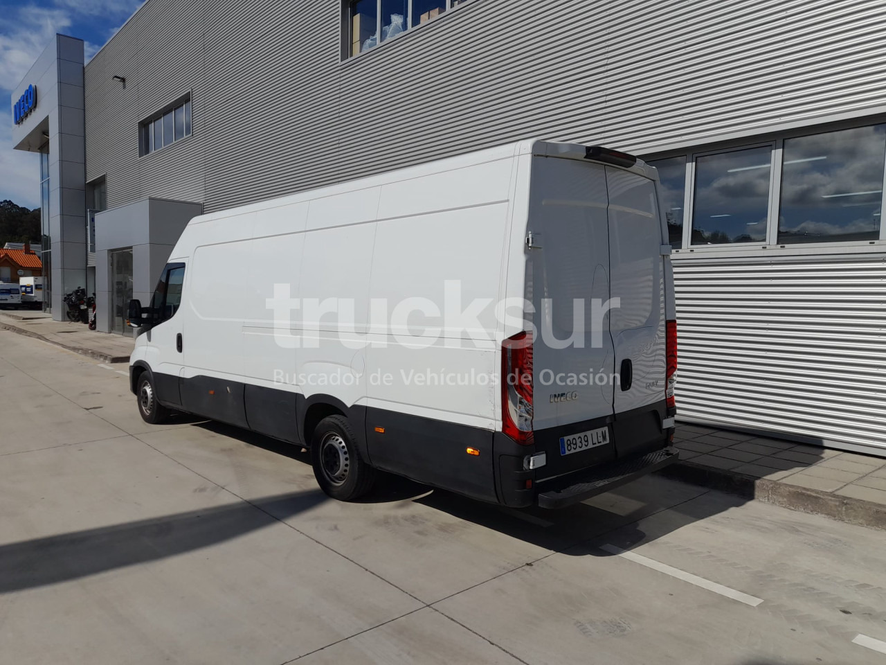 Koffer Transporter IVECO DAILY 35S16