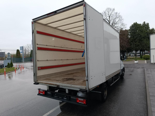 Koffer Transporter IVECO Daily 35C16H3.0 BOX