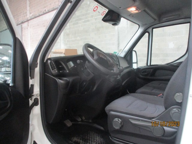 Koffer Transporter IVECO Daily 35C16H Koffer/LBW