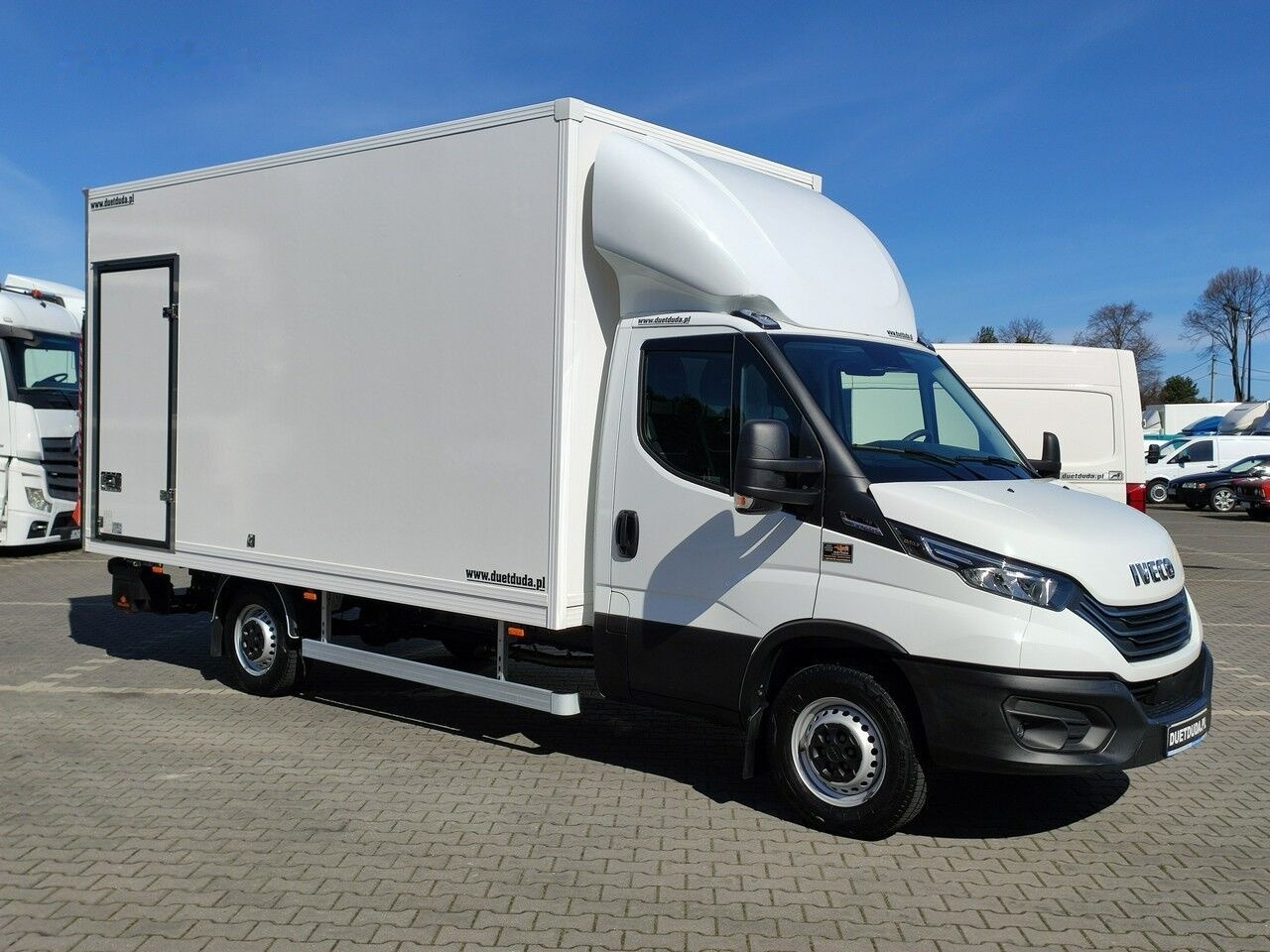 Koffer Transporter IVECO Daily 35S18
