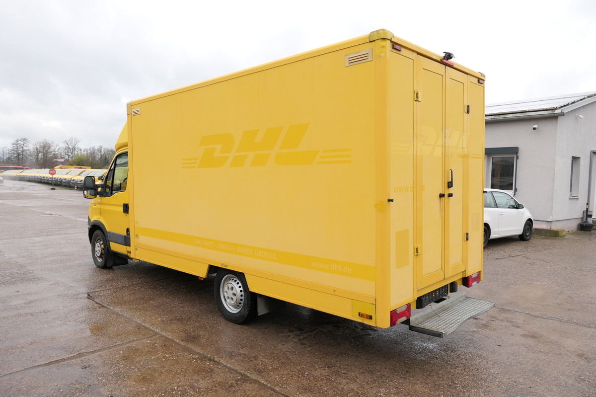 Koffer Transporter IVECO Daily 35 S11 C30C AUTOMATIK KAMERA Regale LUFT D