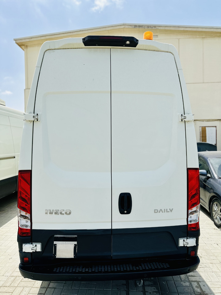Koffer Transporter IVECO Daily 50C15/E3 V  Wheelbase 4100