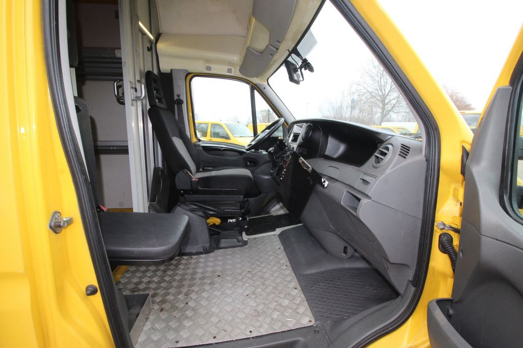 Koffer Transporter Iveco C30C Daily KURZ/ Regalsystem/ Koffer/Luftfeder