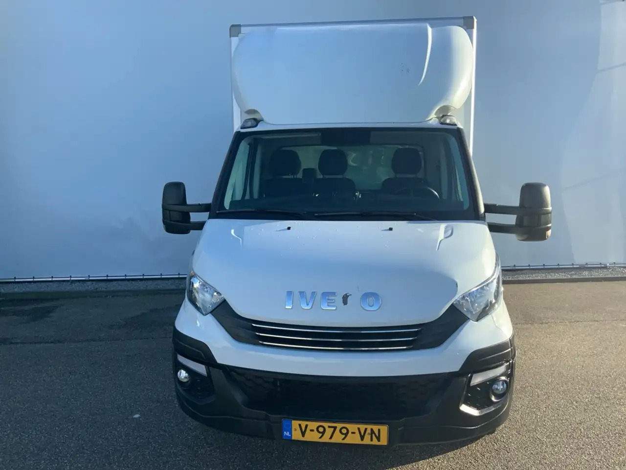 Koffer Transporter Iveco Daily 35C16 2.3 375 Automaat Meubelbak & Lift Airco Crui
