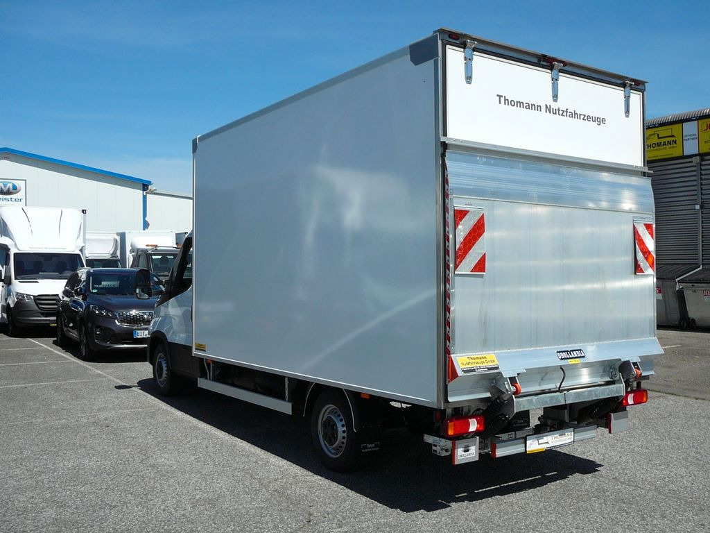 Koffer Transporter Iveco Daily 35S18 Koffer Ladebordwand Navi R-Cam