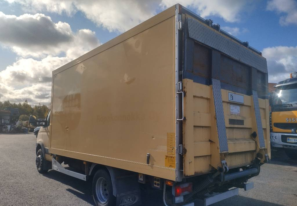 Koffer Transporter Iveco Daily 65-18 umpikori+pl-nostin