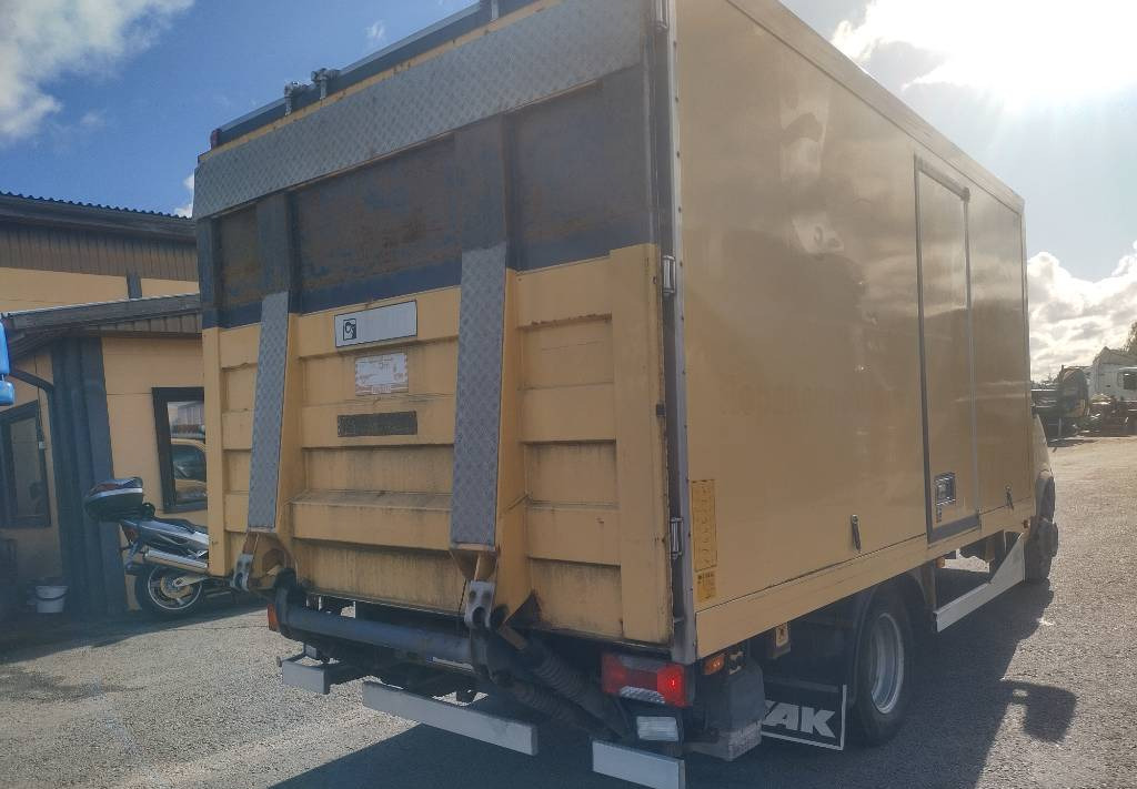 Koffer Transporter Iveco Daily 65-18 umpikori+pl-nostin
