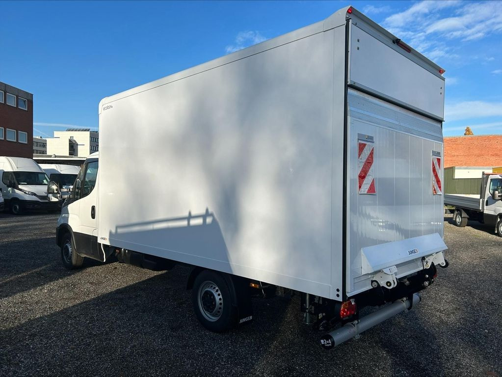 Koffer Transporter Iveco Daily Koffer 35S14H EA8 115 kW (156 PS), Auto...