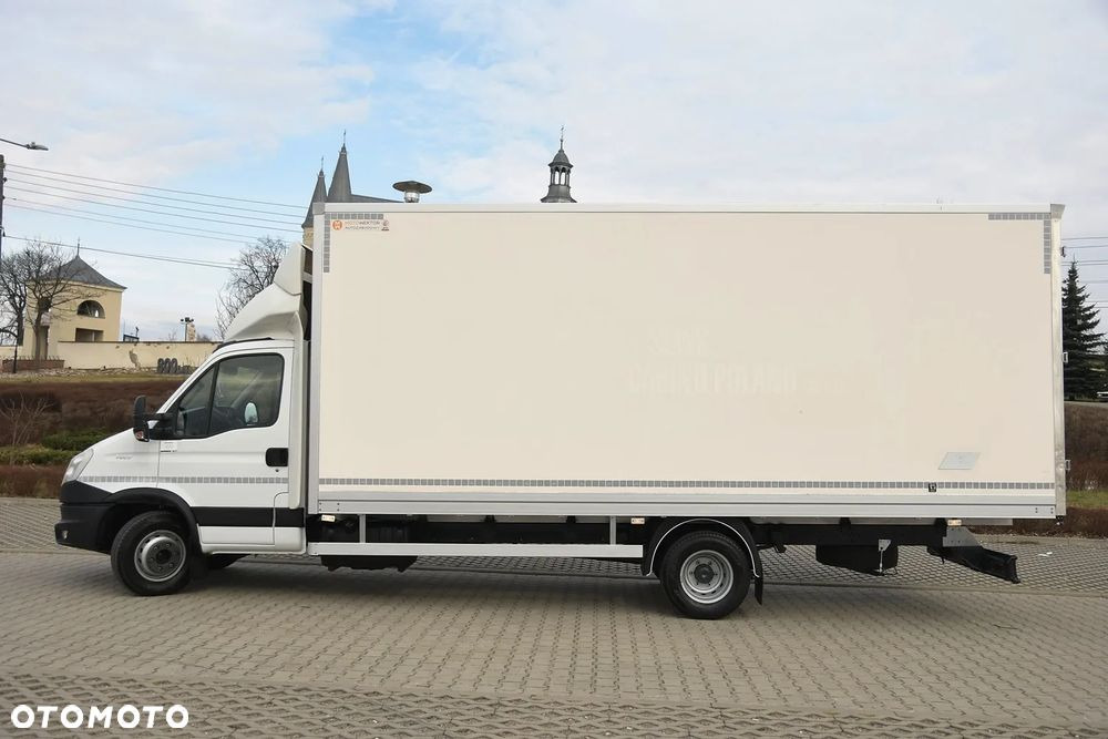 Koffer Transporter Iveco Iveco DAILY 70C17 6,1metra KONTENER Salon Polska
