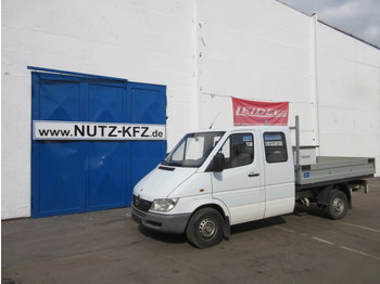 Pritschenwagen, Transporter mit Doppelkabine MERCEDES BENZ 311 CDI DoKa: das Bild 1