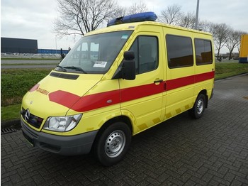 Kastenwagen Mercedes-Benz Sprinter 213 cdi ambulance eu3: das Bild 1