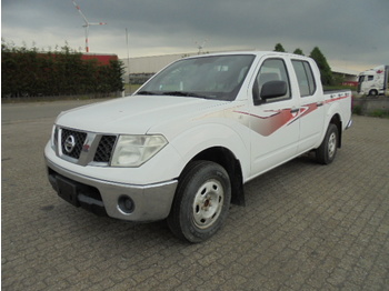 Pick-up Nissan Navara XE 2.5 LTR: das Bild 1