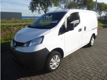 Koffer Transporter Nissan nv 200 1.5 DCI BUSIN airco, navi: das Bild 1