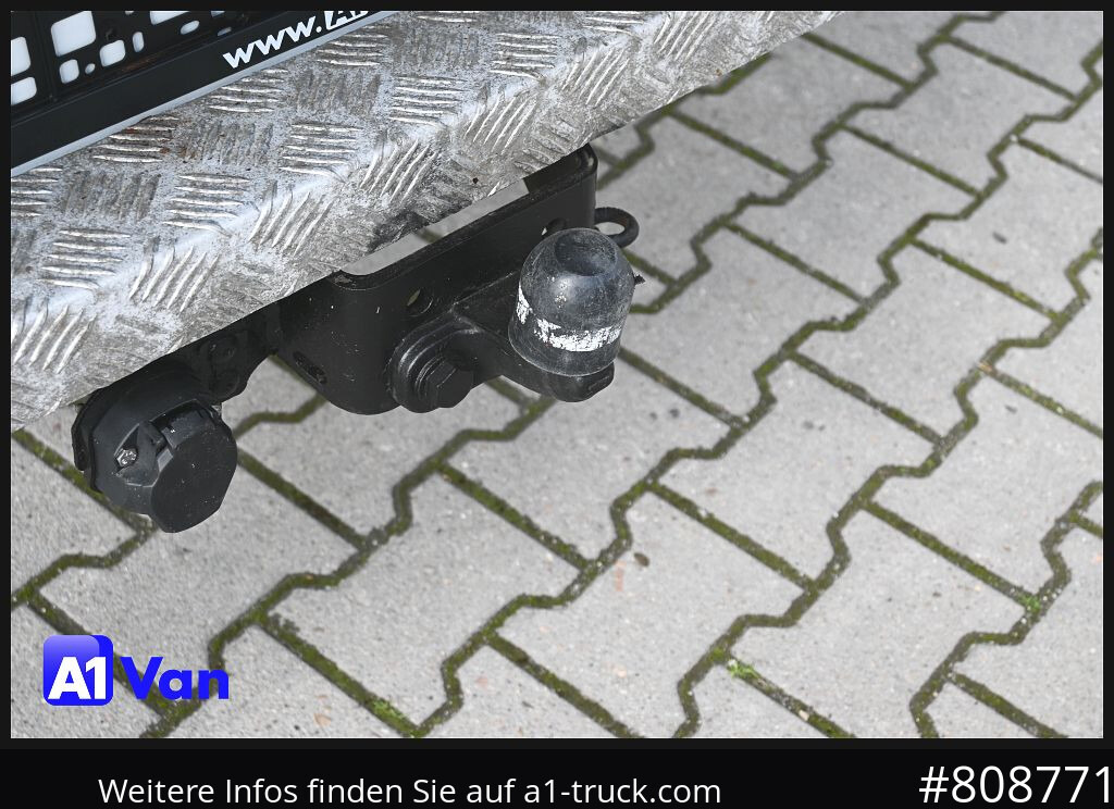 Pritschenwagen RENAULT Master Pritsche Doka, AHK 3,5Tonnen , Klima, Luftfederung