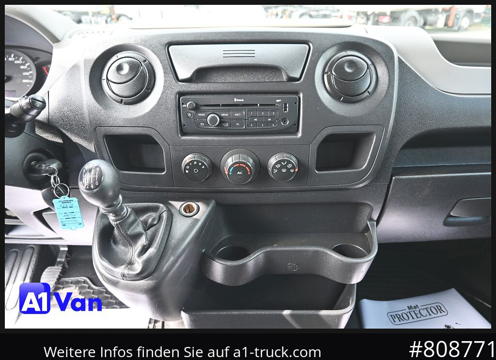 Pritschenwagen RENAULT Master Pritsche Doka, AHK 3,5Tonnen , Klima, Luftfederung