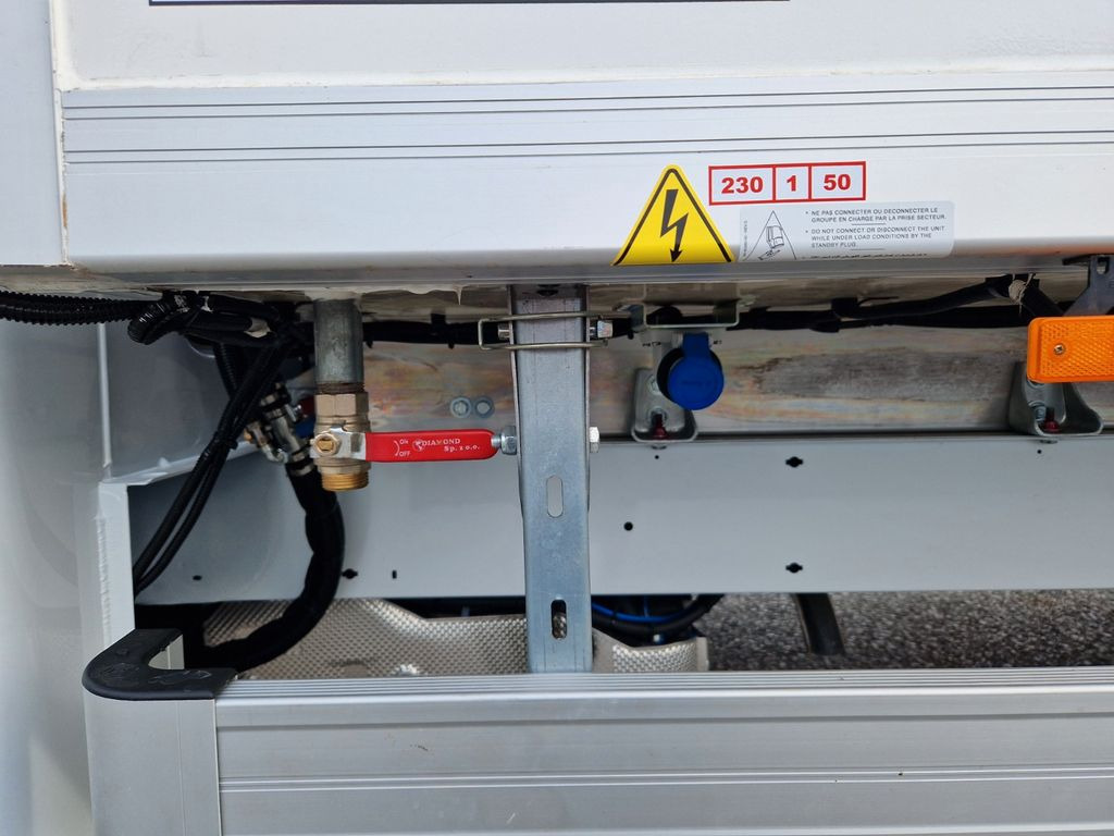 Kühltransporter Renault Master Kühlkoffer mit LBW Xarios 300 GH: das Bild 10