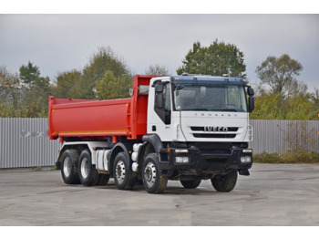 IVECO Trakker Kipper