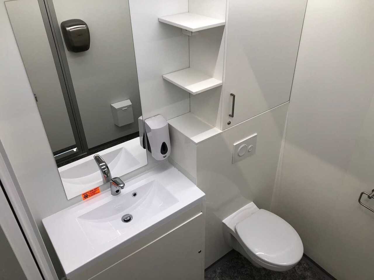 Wohncontainer, Anhänger ROSEMEIER VE Badanhänger + separates WC Toilettenanhänger: das Bild 7