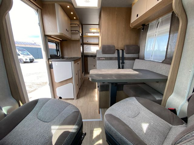 Teilintegriertes Wohnmobil Hobby OnTour C 700 GQ MJ25/MARKISE/RFK/SAFETY-PAKET