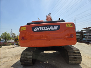 Doosan DX225 - Kettenbagger: das Bild 3
