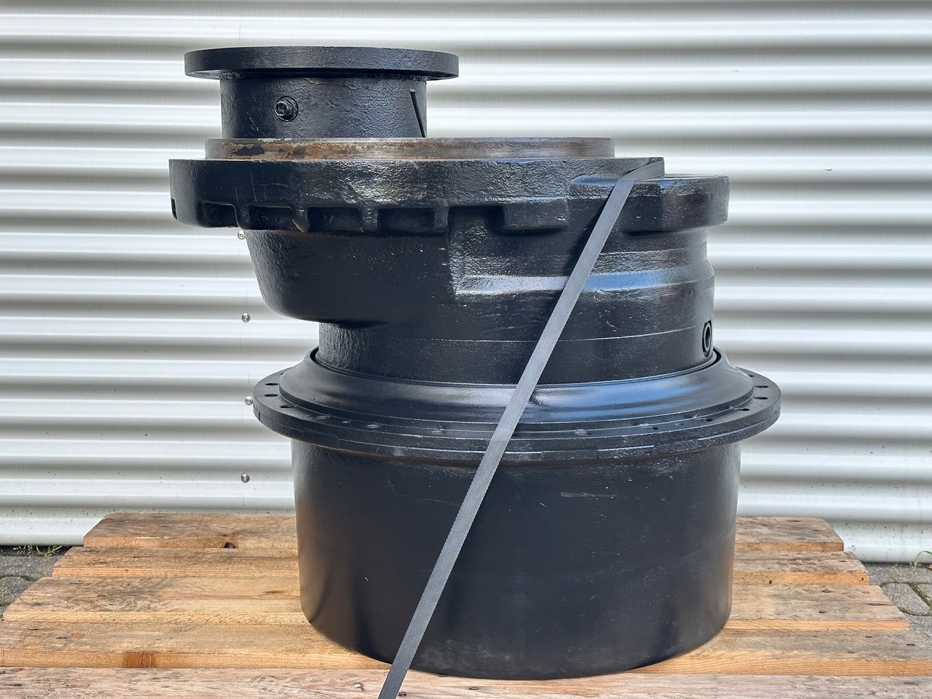 Karantzounis Baumaschinen Ersatzteile undefined: das Bild 135