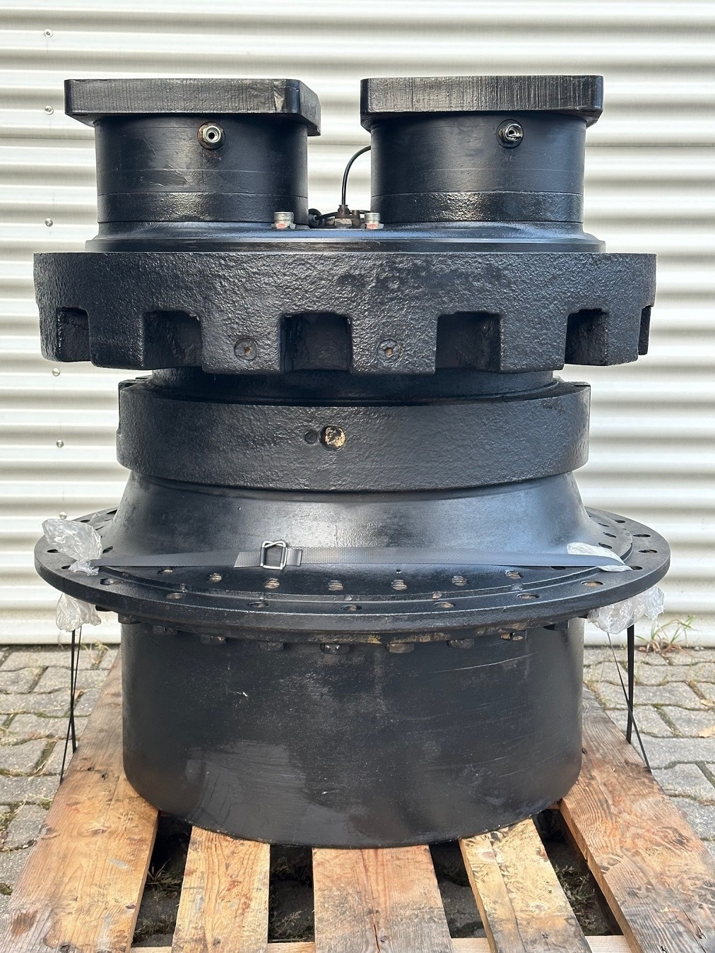 Karantzounis Baumaschinen Ersatzteile undefined: das Bild 138