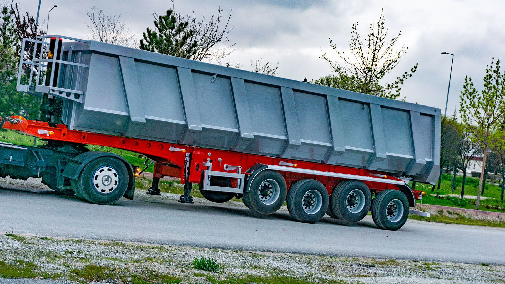 STU TRAILER DORSE ITHALAT IHRACAT LTD. STI. - Angebote zu verkaufen undefined: das Bild 17