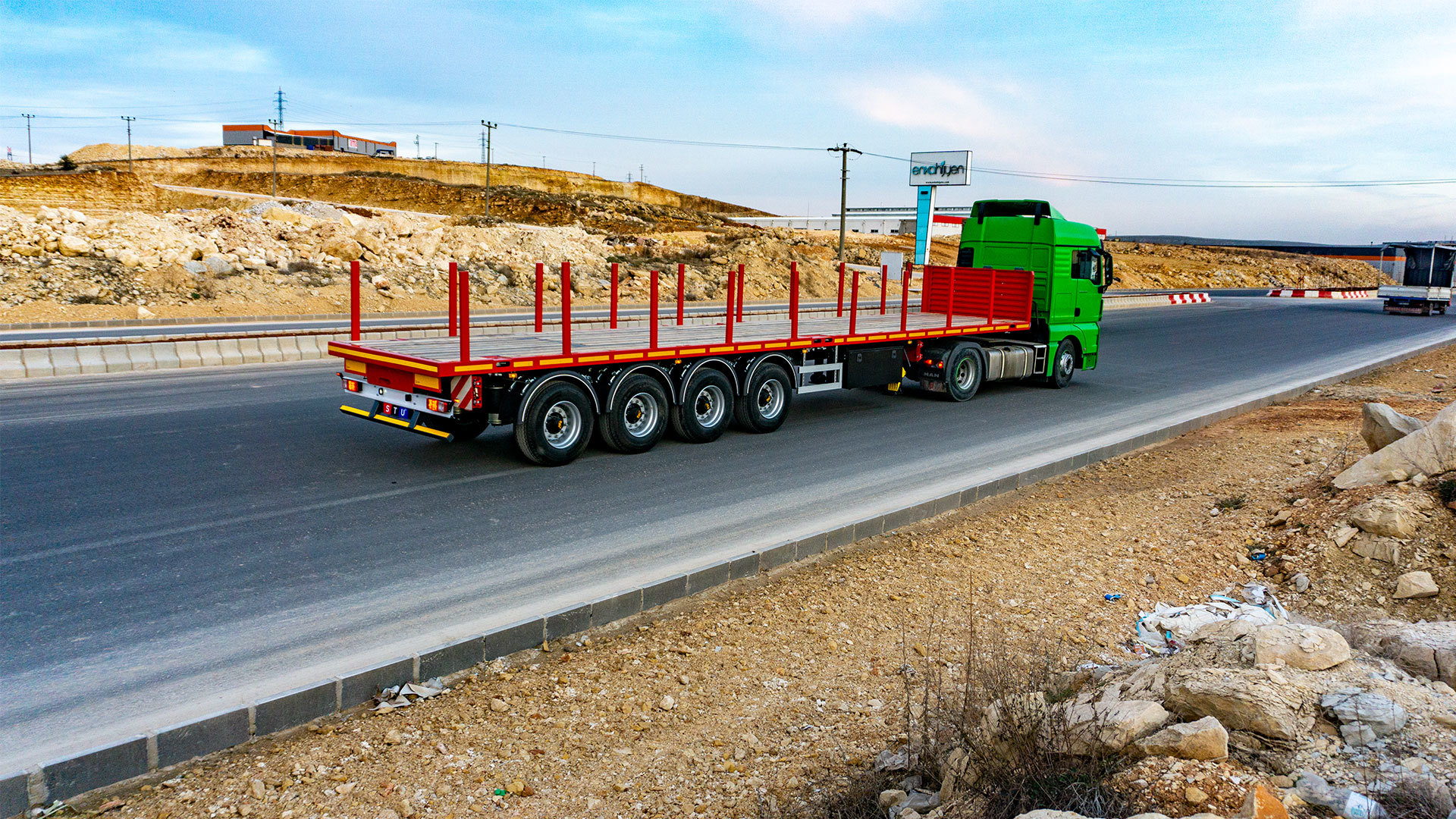 STU TRAILER DORSE ITHALAT IHRACAT LTD. STI. - Angebote zu verkaufen undefined: das Bild 1