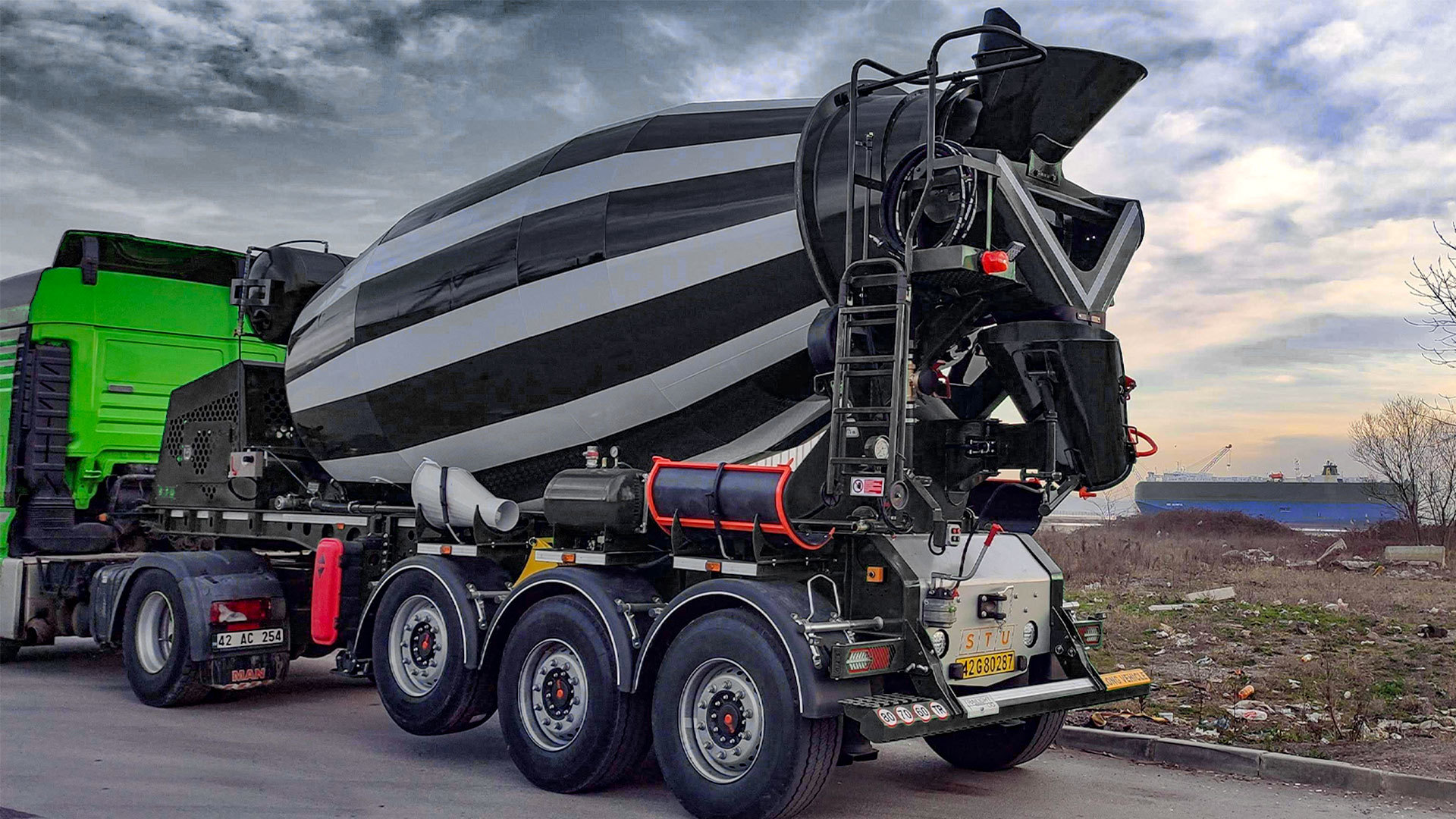 STU TRAILER DORSE ITHALAT IHRACAT LTD. STI. - Angebote zu verkaufen undefined: das Bild 11