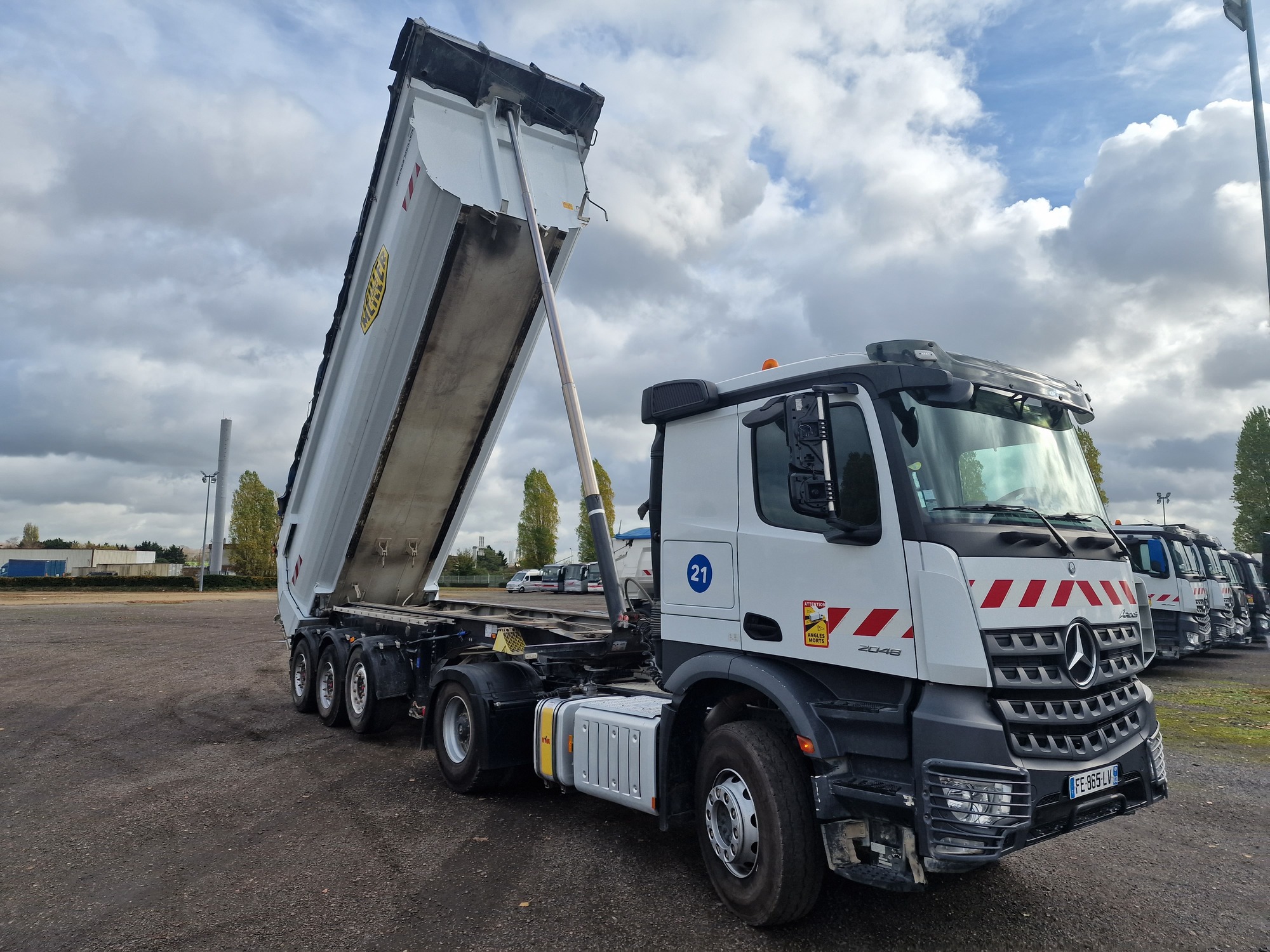 NV TRADING - Angebote zu verkaufen undefined: das Bild 3