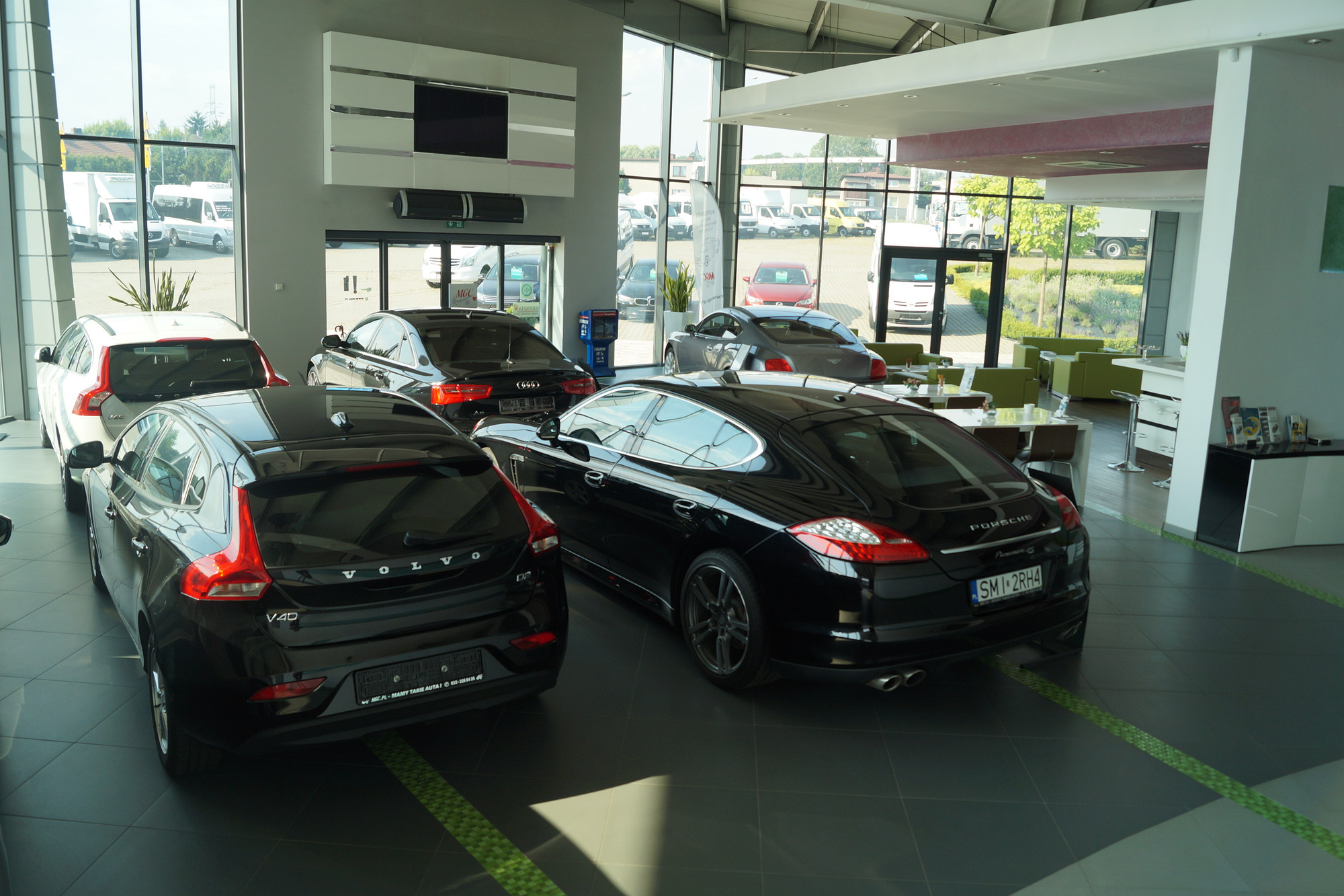 MGC CENTRUM SAMOCHODOW DOSTAWCZYCH undefined: das Bild 14