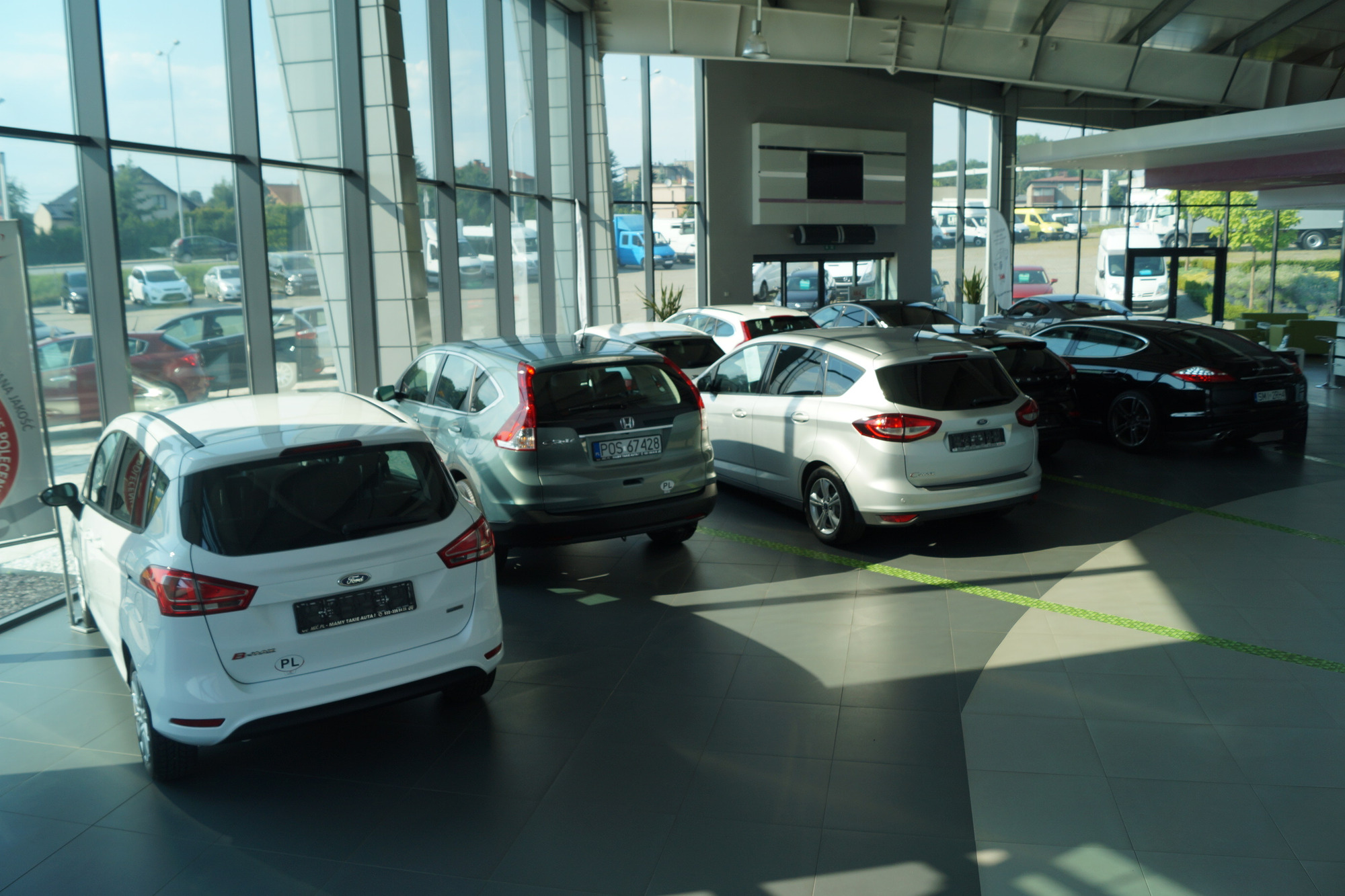 MGC CENTRUM SAMOCHODOW DOSTAWCZYCH undefined: das Bild 12